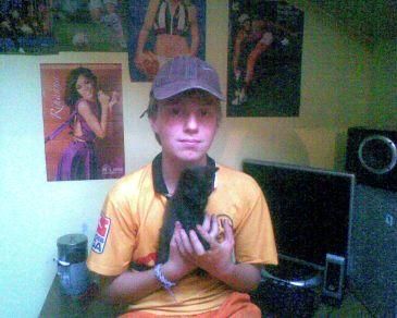 AdameQ